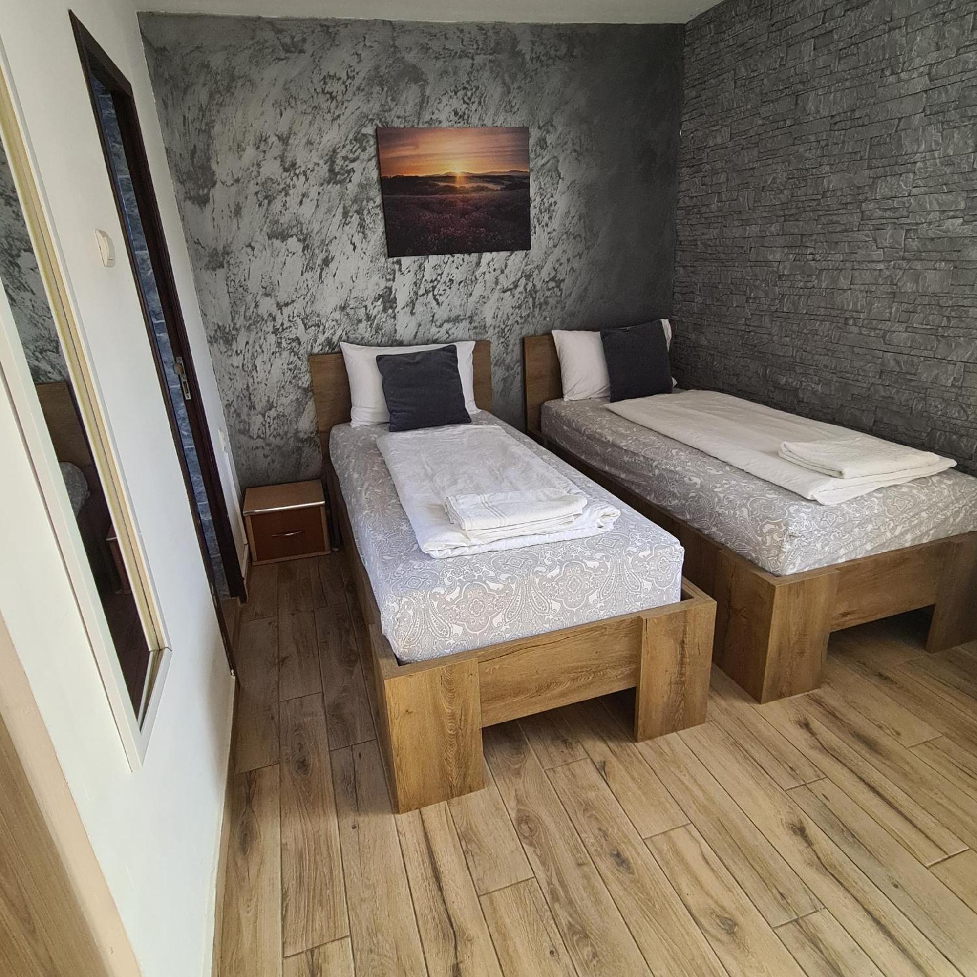 Vila Estera Therme 巴洛泰什蒂 外观 照片